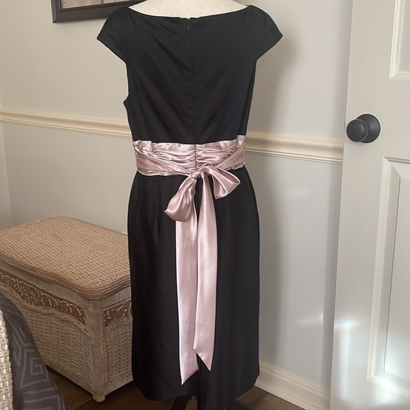 Adrianna Papell Capped Sleeve Satiny Formal Occasion Dress Blush Pink Size14 - Picture 3 of 13